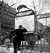 Métro Vavin, Montparnasse, Paris, années 1950