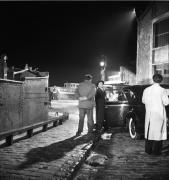 Marcel Carné sur le tournage des "Portes de la nuit", 1946