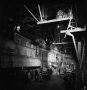 Tournage des "Portes de la nuit", 1946 film de Marcel Carné dans un décor d'Alexandre Trauner